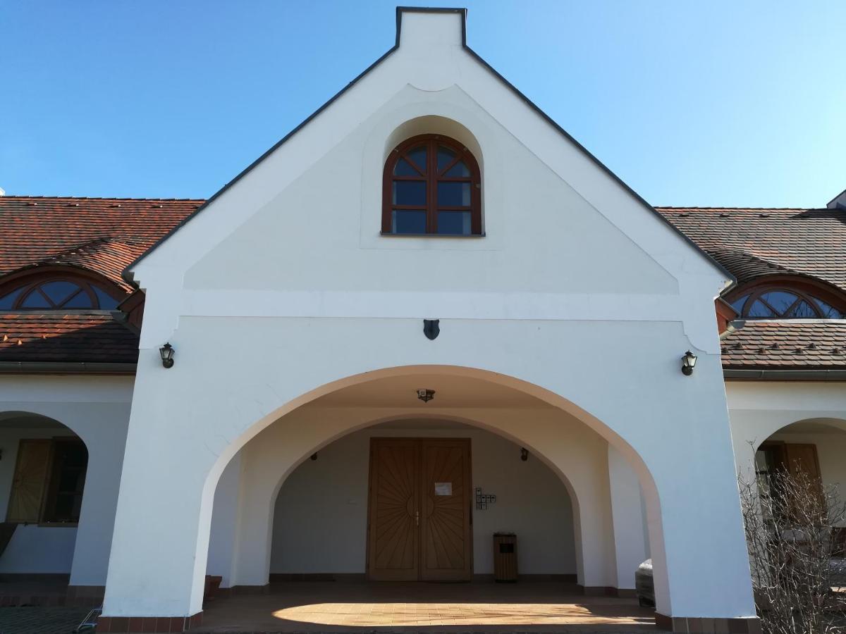 Figula Vendégház Balatonfüred Exterior foto